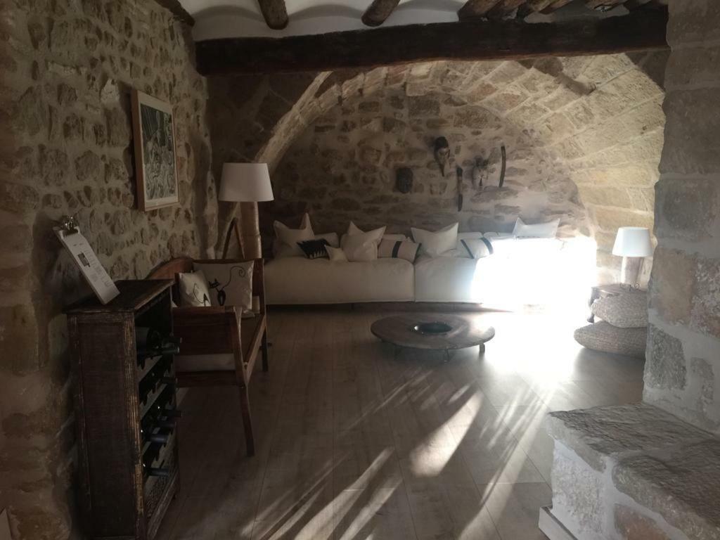 Lastias Valderrobres Exteriör bild